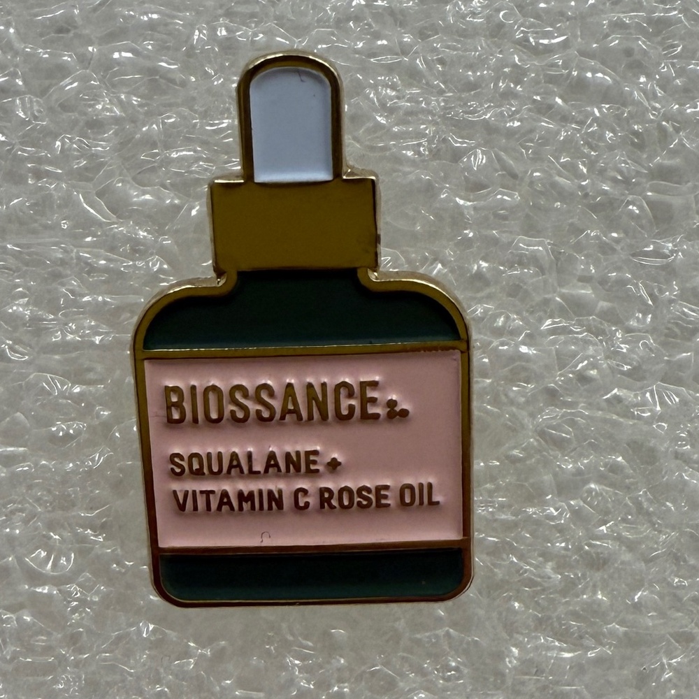 Biossance decorative Push Pin small
